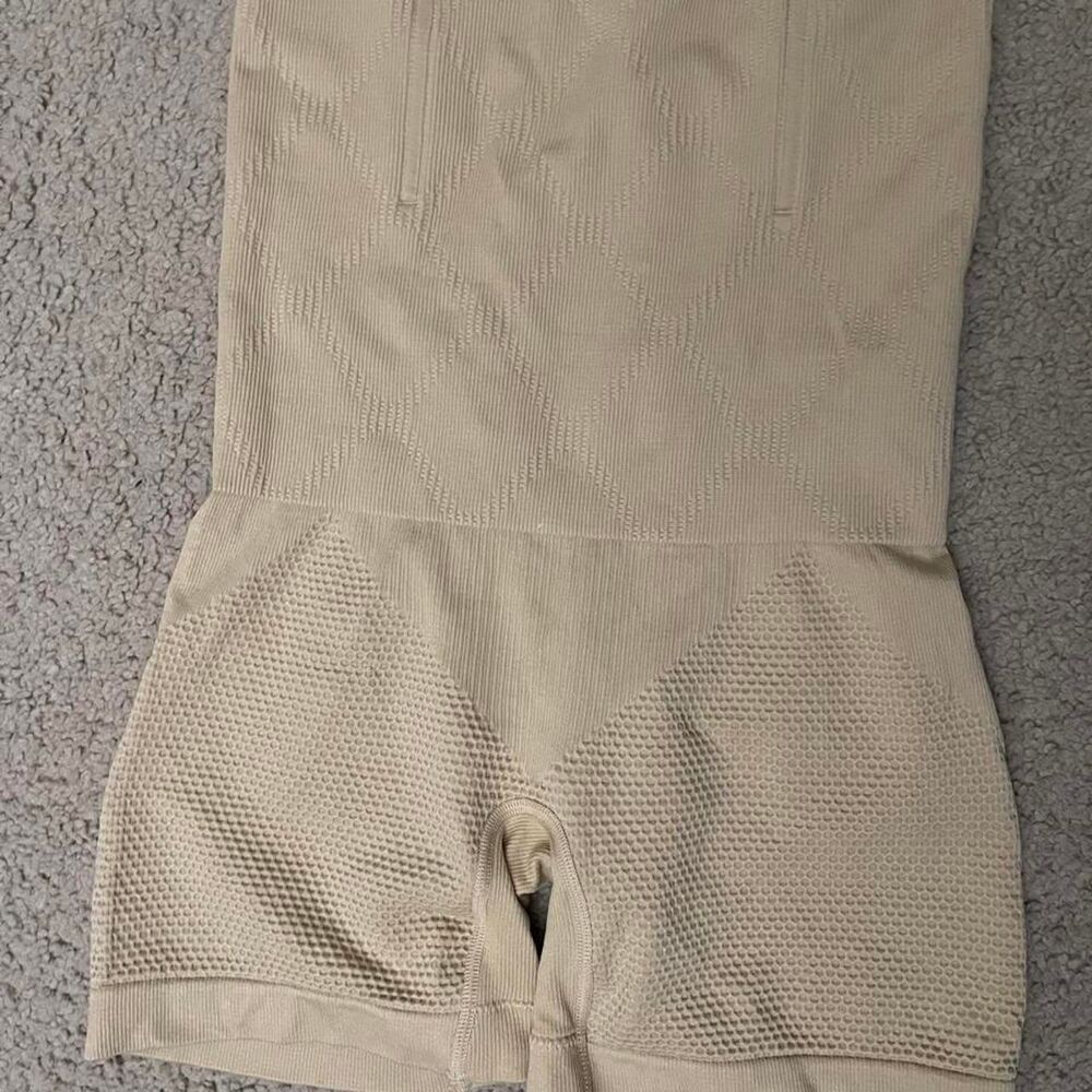 No-brand Women's Cream and Tan Shapewear